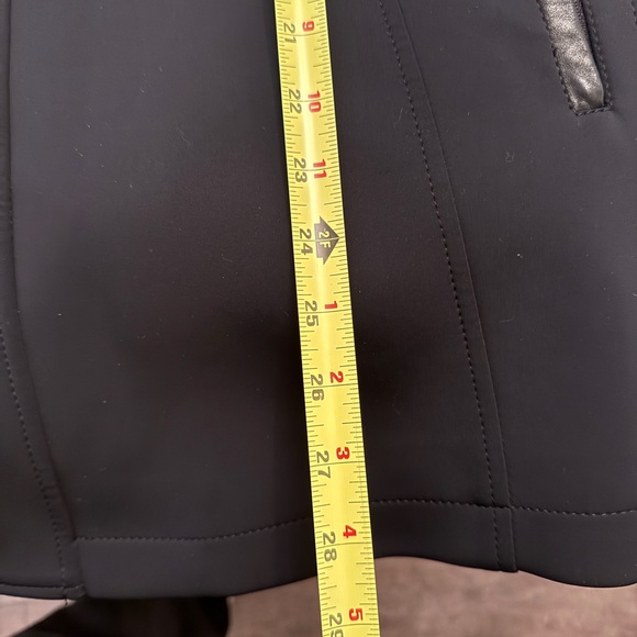 Harry Rosen - Black Coat - Picture 8 of 12